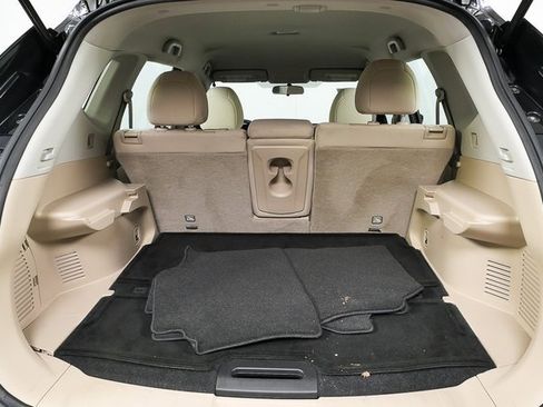 Used 2017 Nissan Rogue S image 23