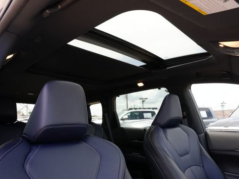Certified 2026 INFINITI QX60 Sport w/ Dark Cargo Package AWD/4WD image 24