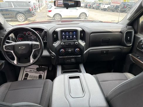 Used 2022 Chevrolet Silverado 1500 LT Trail Boss w/ Safety Package AWD/4WD image 22