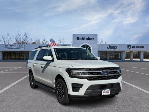 Used 2024 Ford Expedition Max XLT AWD/4WD image 1