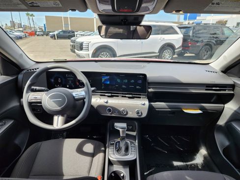 New 2026 Hyundai Kona SE image 17
