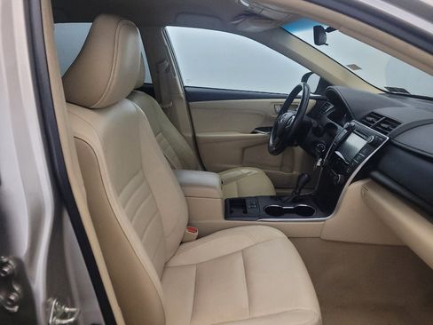 Used 2016 Toyota Camry XLE FWD image 21