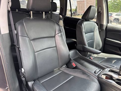 Used 2020 Honda Pilot EX-L image 32