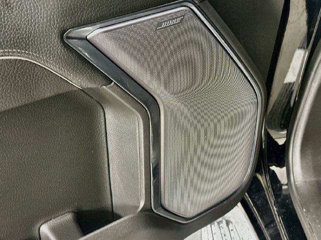 Used 2024 GMC Sierra 1500 Denali w/ Technology Package AWD/4WD image 12