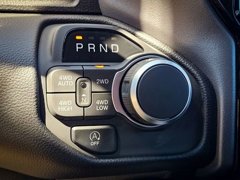 New 2026 RAM 1500 4x4 Crew Cab image 20