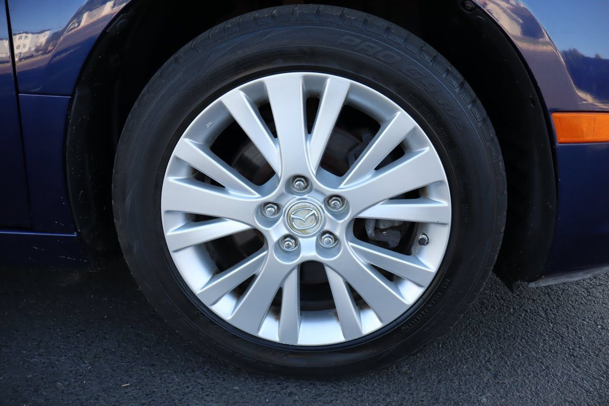 Used 2009 MAZDA MAZDA6 i Touring w/ Moonroof & Bose Pkg FWD image 44