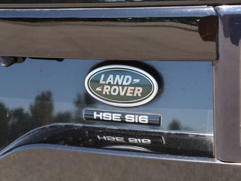 Used 2018 Land Rover Discovery HSE Luxury AWD/4WD image 8