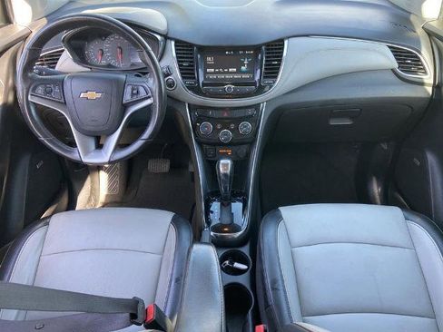 Used 2017 Chevrolet Trax Premier w/ Driver Confidence II Package image 15