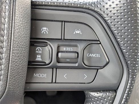 Used 2025 Toyota Tacoma SR5 image 24