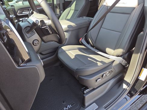 New 2026 GMC Sierra 1500 Denali AWD/4WD image 28