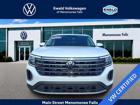 Certified 2026 Volkswagen Atlas SE AWD/4WD image 2