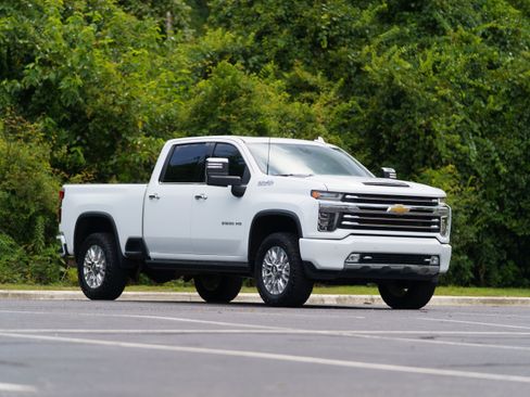 Used 2021 Chevrolet Silverado 2500 High Country w/ Z71 Off-Road Package AWD/4WD image 36
