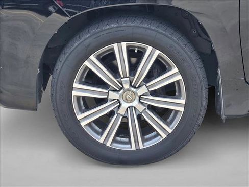 Used 2016 Lexus LX 570 4WD w/ Luxury Package image 14