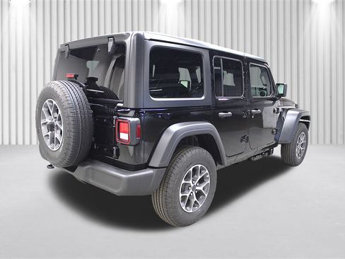 New 2026 Jeep Wrangler Unlimited Sport AWD/4WD image 3