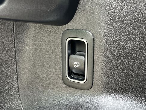 Used 2020 Mercedes-Benz GLB 250 4MATIC image 20