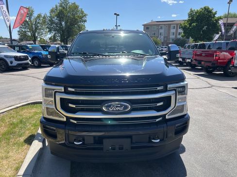 Used 2022 Ford F350 Platinum AWD/4WD image 4