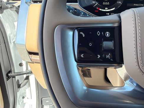 New 2026 Land Rover Range Rover SE image 38