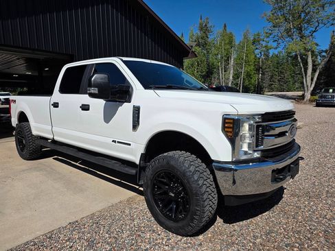 Used 2019 Ford F250 XL w/ Power Equipment Group AWD/4WD image 11