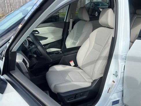 New 2026 Nissan Rogue SV image 17