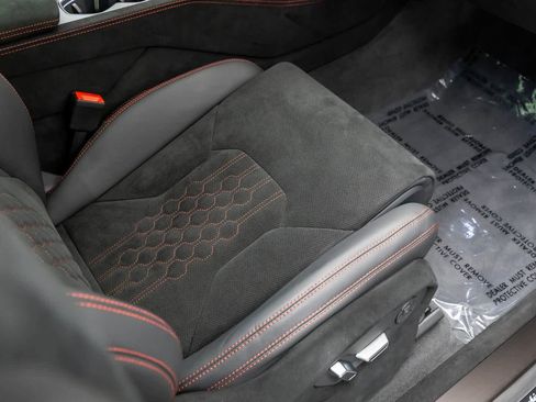 Used 2024 Lamborghini Urus Performante image 57