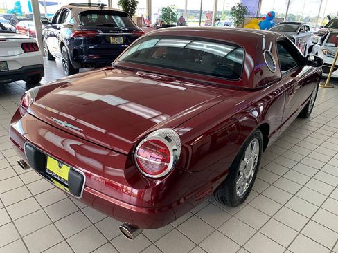 Used 2004 Ford Thunderbird RWD image 4