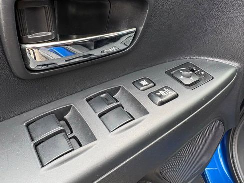 Used 2025 Mitsubishi Outlander Sport LE AWD/4WD image 17