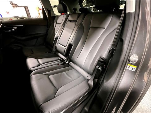 Used 2023 Audi Q7 2.0T Premium w/ Convenience Package image 21