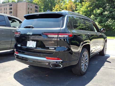 Certified 2023 Jeep Grand Cherokee L Summit AWD/4WD image 4
