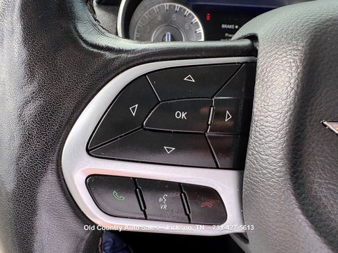 Used 2020 Chrysler 300 Limited RWD image 23