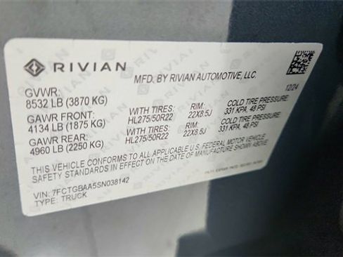 Used 2025 Rivian R1T Adventure image 59