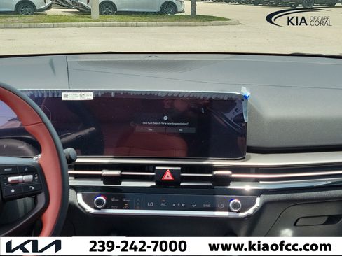 New 2026 Kia Sportage SX FWD image 18