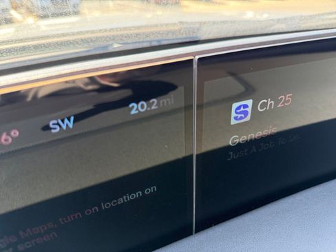 New 2026 Lincoln Navigator Reserve AWD/4WD image 16
