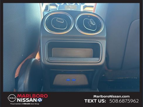 Used 2023 Mercedes-Benz C 300 4MATIC Sedan image 18