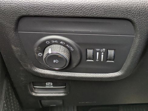 New 2025 Jeep Grand Cherokee L Limited w/ Black Appearance Package image 21