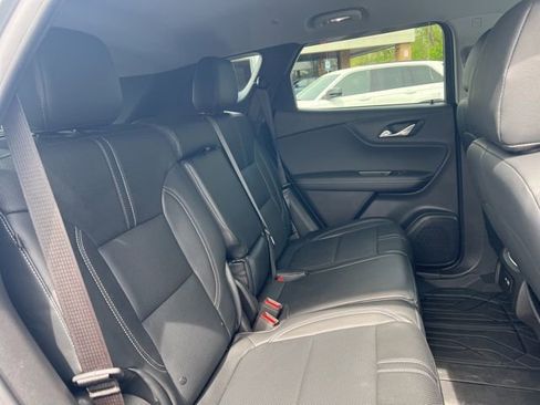 Used 2025 Chevrolet Blazer LT w/ Midnight/Sport Edition AWD/4WD image 23