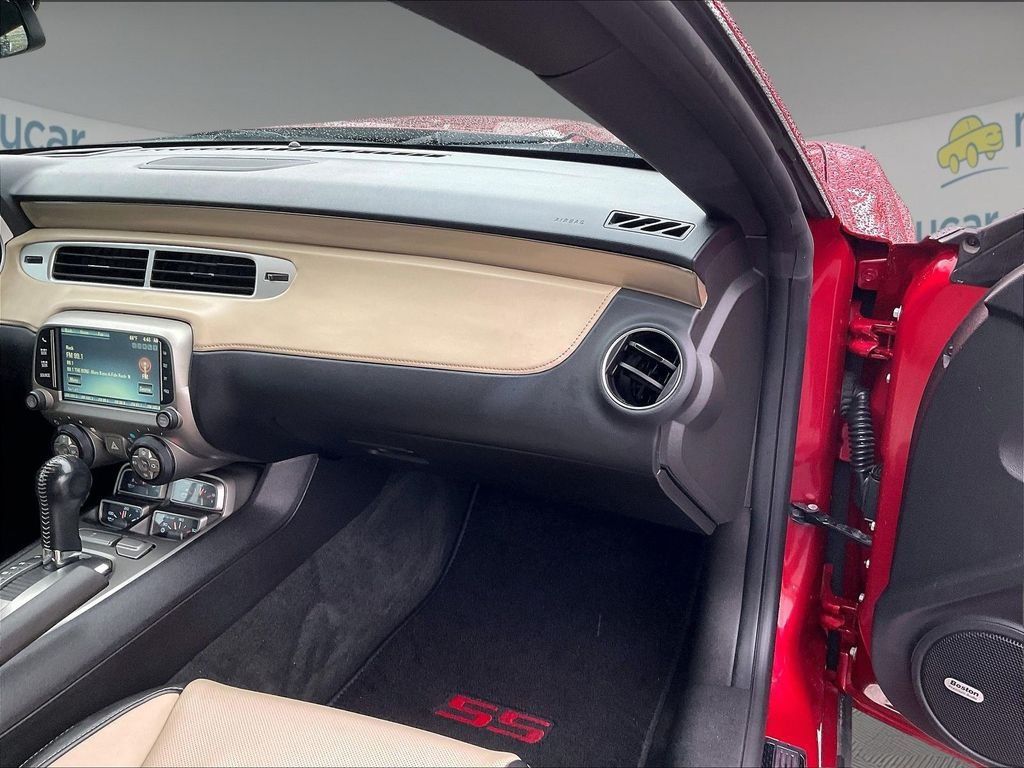 Used 2013 Chevrolet Camaro SS RWD image 13