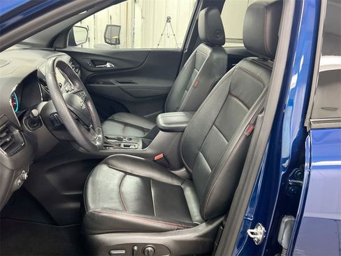 Used 2022 Chevrolet Equinox RS w/ RS Leather Package image 19