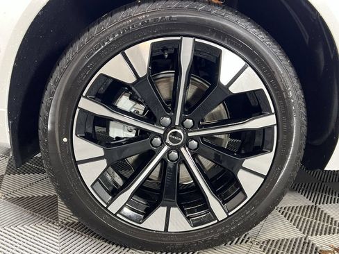 New 2026 Volvo XC60 B5 Plus w/ Protection Package Premier AWD/4WD image 19