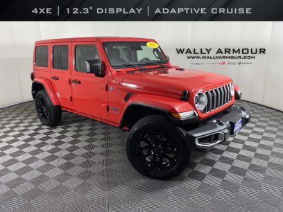 Used 2025 Jeep Wrangler Unlimited Sahara w/ Safety Group