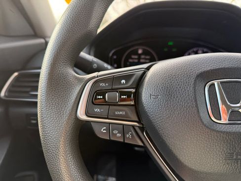 Used 2020 Honda Accord LX image 21