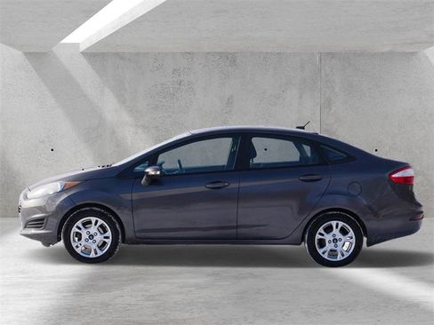 Used 2016 Ford Fiesta SE w/ Cold Weather Package image 5