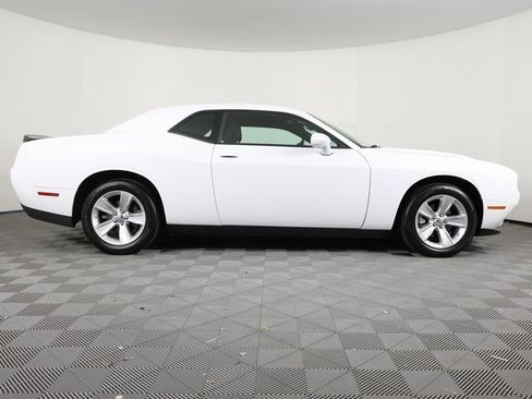 Certified 2023 Dodge Challenger SXT image 4