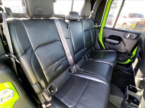 Used 2021 Jeep Gladiator Sport image 22