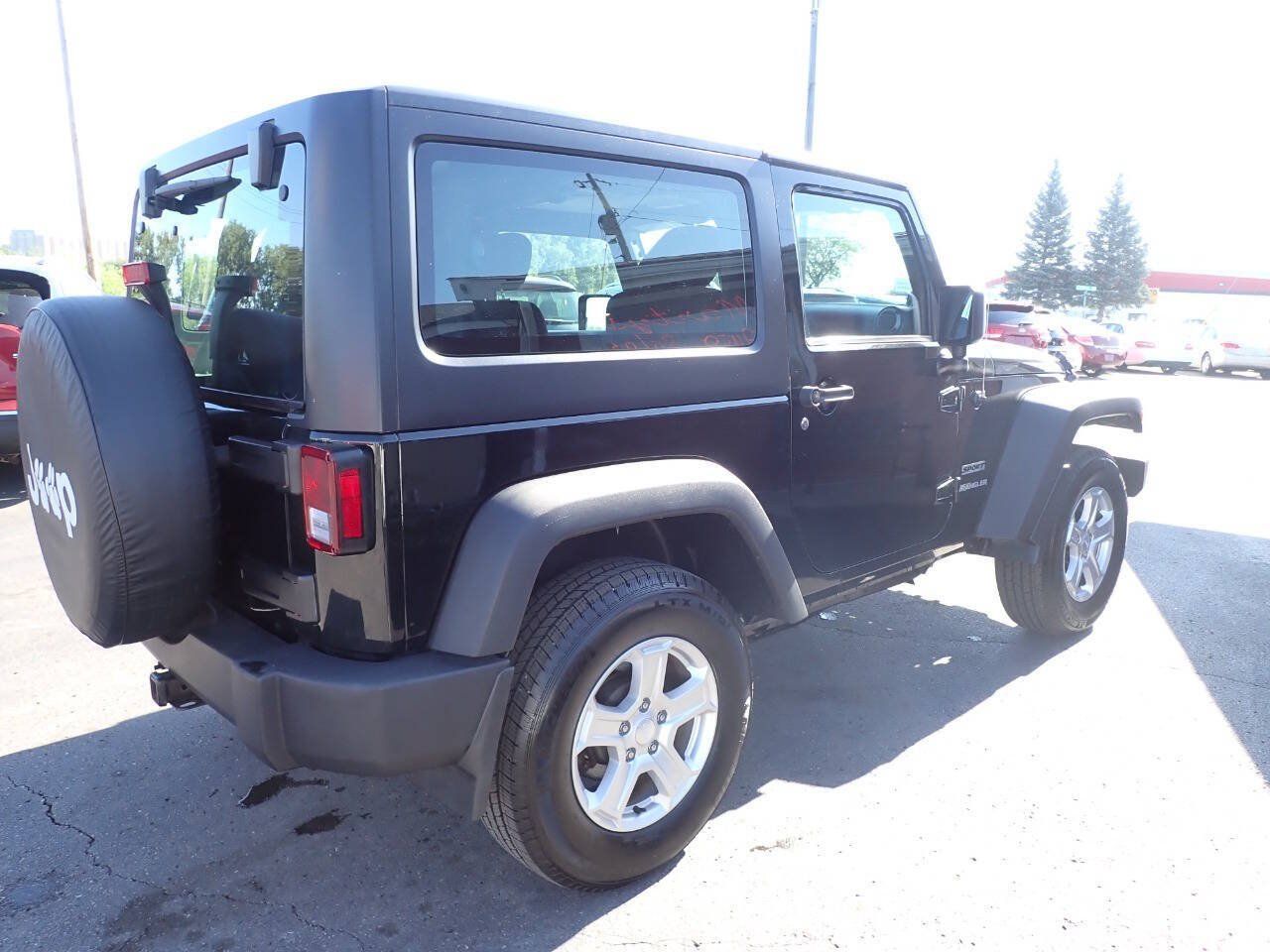 Used 2012 Jeep Wrangler Sport w/ Connectivity Group AWD/4WD image 6