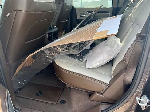 New 2026 RAM 3500 Laramie w/ Max Tow Package AWD/4WD image 13