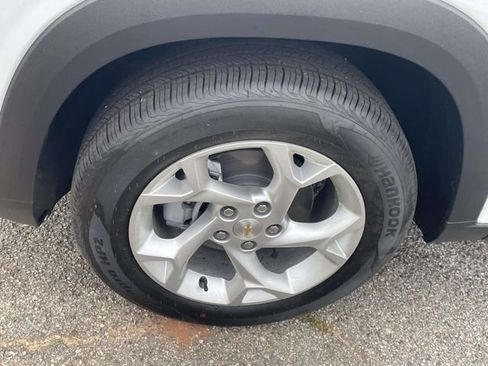 New 2026 Chevrolet Trax LS w/ LS Convenience Package image 9