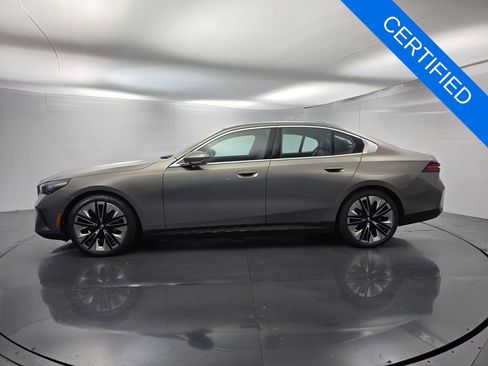 Certified 2024 BMW i5 eDrive40i w/ M Sport Package RWD image 7