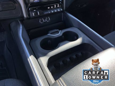 Used 2024 RAM 3500 Big Horn w/ Sport Appearance Package image 29