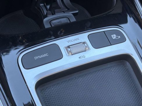 Used 2025 Mercedes-Benz GLA 250 image 17