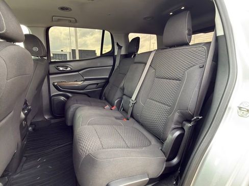 Used 2019 GMC Acadia SLE FWD image 25